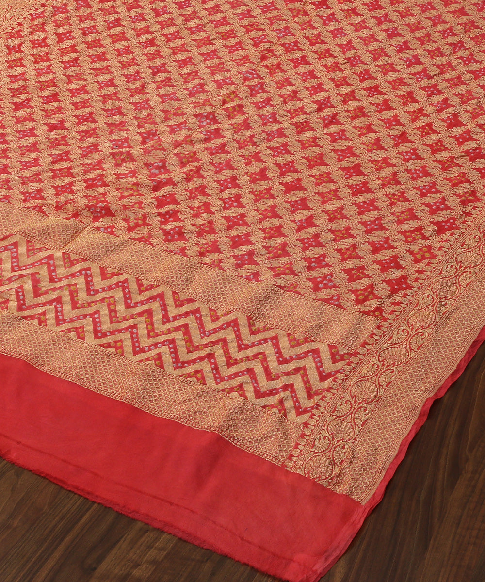 Handloom_Peach_Georgette_Banarasi_Bandhej_Dupatta_with_Floral_Checks_WeaverStory_03