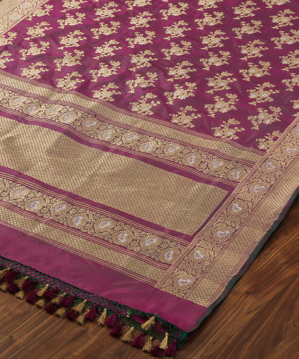 Handloom_Purple_And_Green_Dual_Tone_Katan_Silk_Kadhwa_Dupatta_With_Floral_Bunches_WeaverStory_03