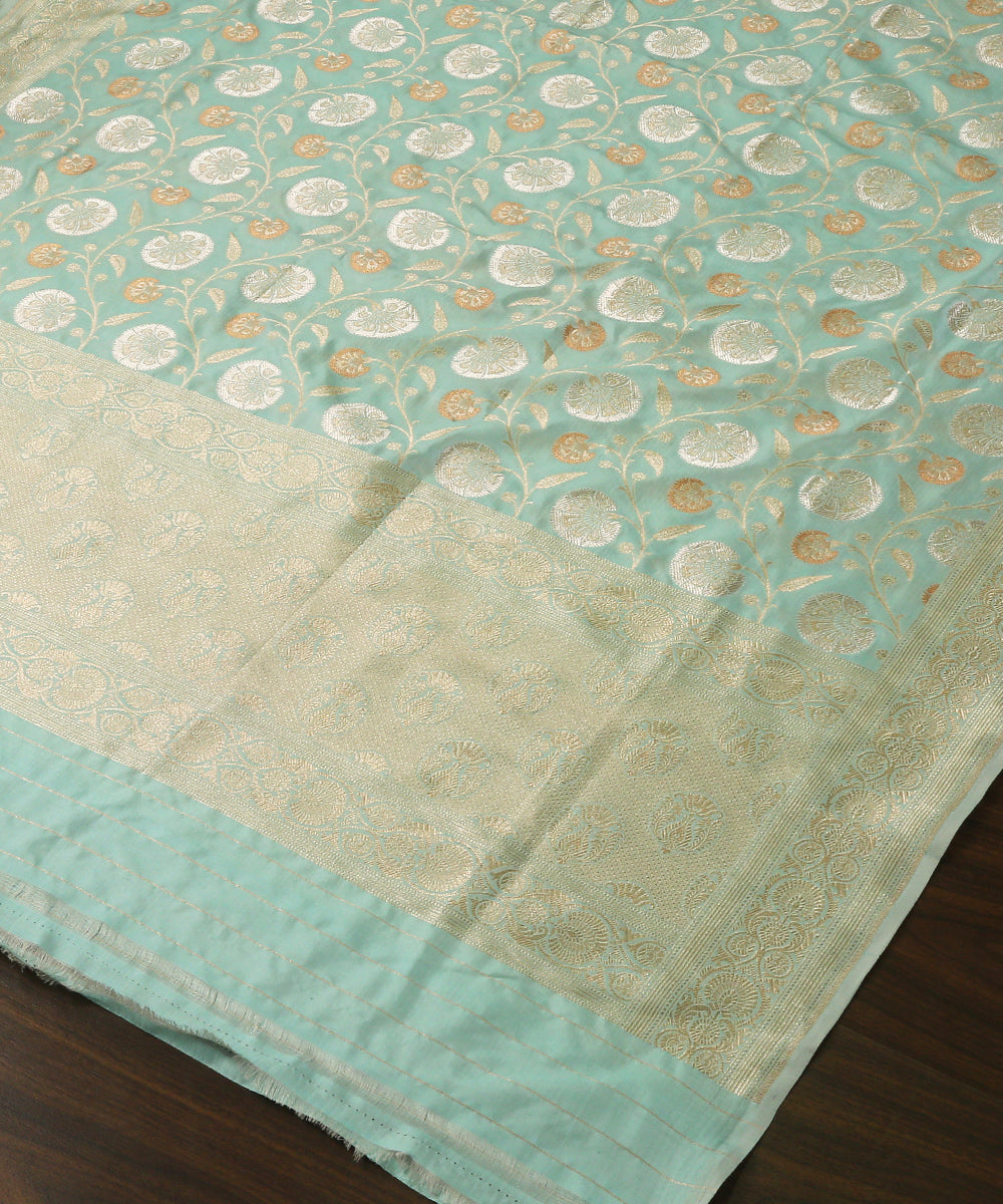 Powder_Blue_Handloom_Pure_Katan_Silk_Banarasi_Dupatta_With_Three_Tone_Zari_WeaverStory_03