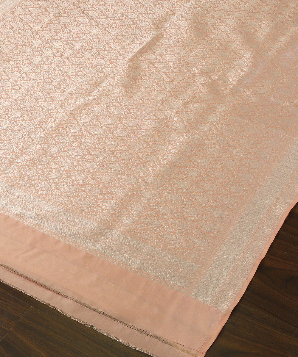 Handloom_Peach_silver_Brocade_Pure_Katan_Silk_Banarasi_Dupatta_WeaverStory_03