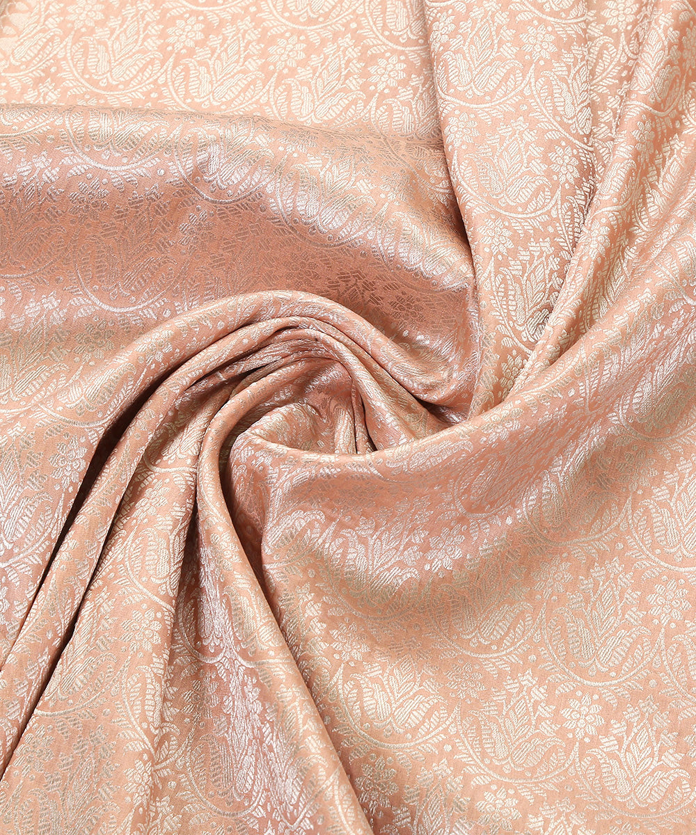 Handloom_Peach_silver_Brocade_Pure_Katan_Silk_Banarasi_Dupatta_WeaverStory_05