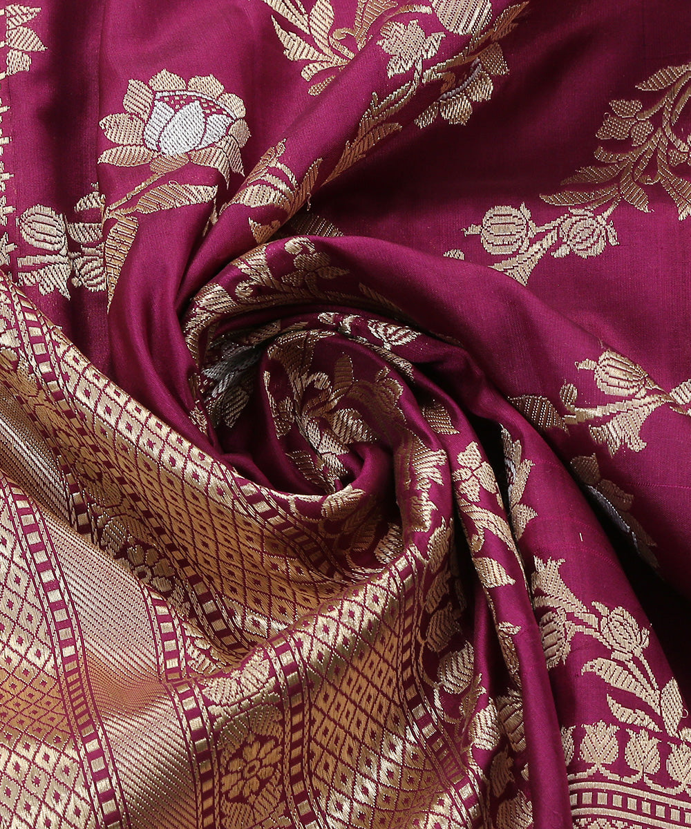 Handloom_Purple_Pure_Katan_Silk_Banarasi_Dupatta_with_Kadhwa_Jaal_WeaverStory_05