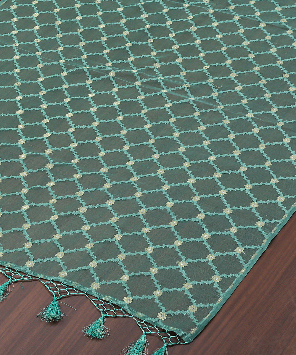 Handloom_Green_Pure_Silk_Banarasi_Dupatta_with_Net_Meenakari_WeaverStory_03
