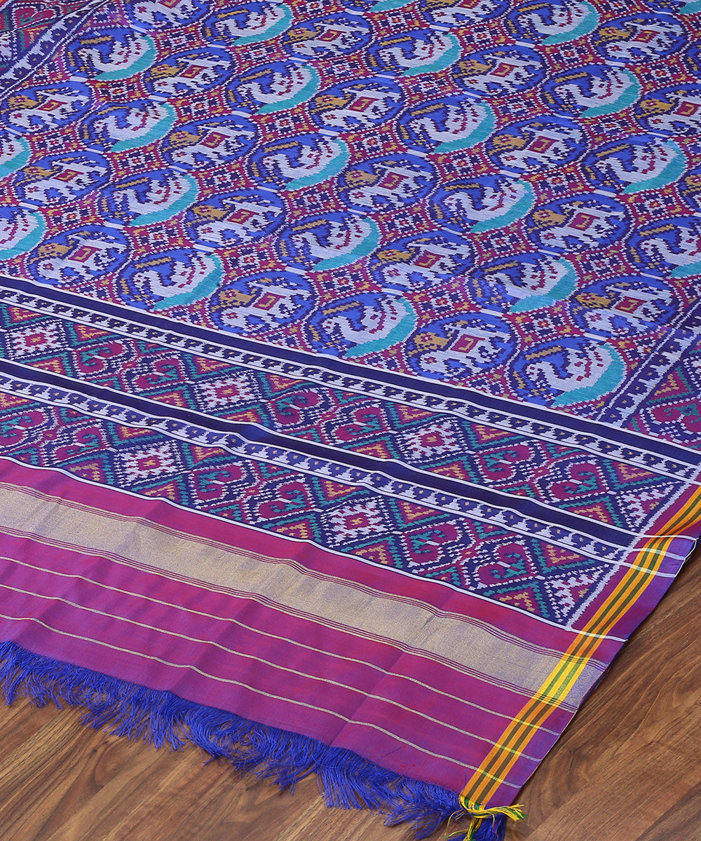 Handloom_Electric_Blue_Dual_Tone_Single_Ikat_8_Ply_Mulberry_Silk_Patola_Dupatta_WeaverStory_03