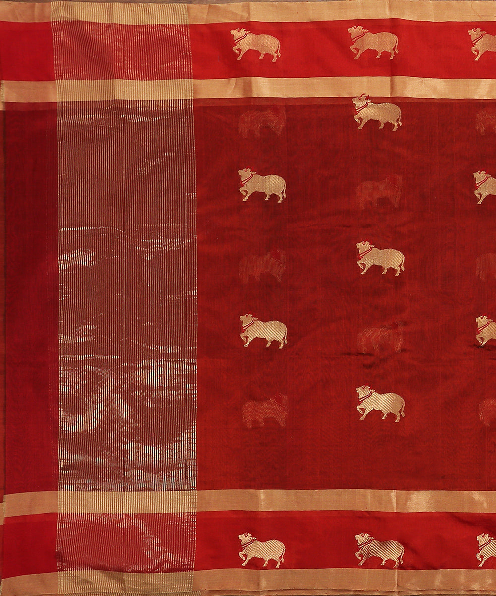 Maroon_Handloom_Silk_Chanderi_Dupatta_With_Nandi_Motif_On_Border_WeaverStory_02