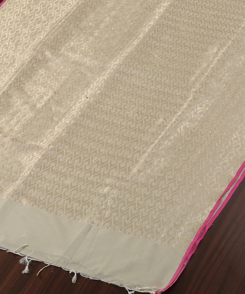 Beige_Handloom_Cotton_Silk_Banarasi_Dupatta_with_Brocade_Zari_Jaal_WeaverStory_03
