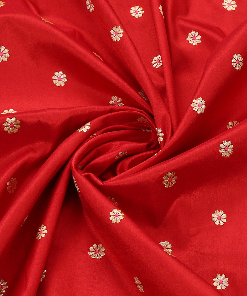 Handloom_Red_Pure_Katan_Silk_Banarasi_Booti_Dupatta_WeaverStory_05