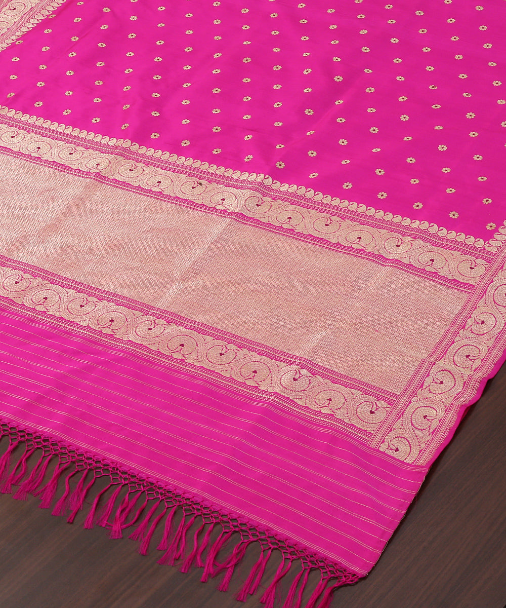 Handloom_Hot_Pink_Pure_Katan_Silk_Banarasi_Dupatta_WeaverStory_03