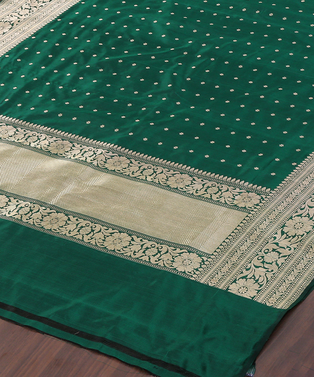 Dark_Green_Handloom_Pure_Katan_Silk_Banarasi_Dupatta_with_Floral_Border_WeaverStory_03