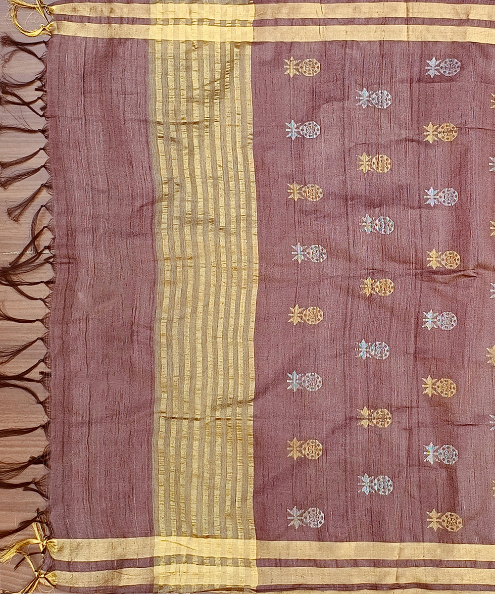 Handloom_Old_Rose_Pure_Kosa_Silk_Dupatta_With_Silver_And_Golden_Boota_WeaverStory_02