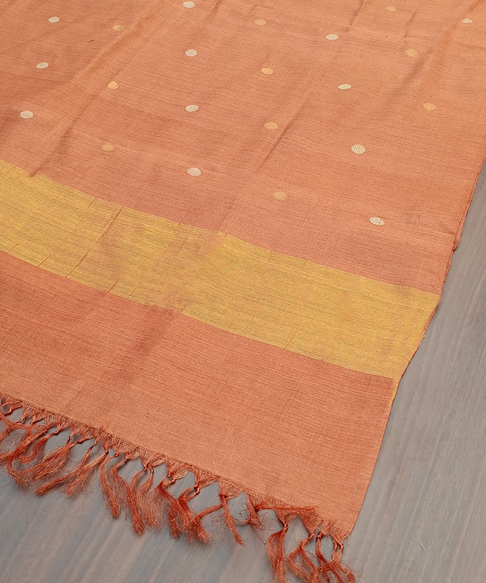 Peach_Handloom_Pure_Kosa_Silk_Dupatta_With_Booti_WeaverStory_03
