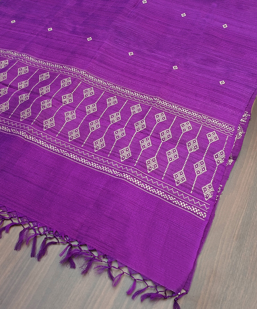 Handloom_Violet_Pure_Kosa_Silk_Dupatta_With_Diamond_Booti_WeaverStory_03