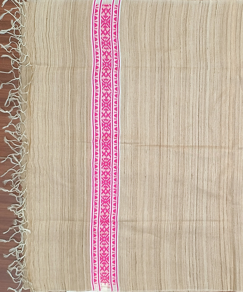 Handloom_Beige_Pure_Kosa_Silk_Dupatta_With_Pink_Geometrical_On_Palla_WeaverStory_02