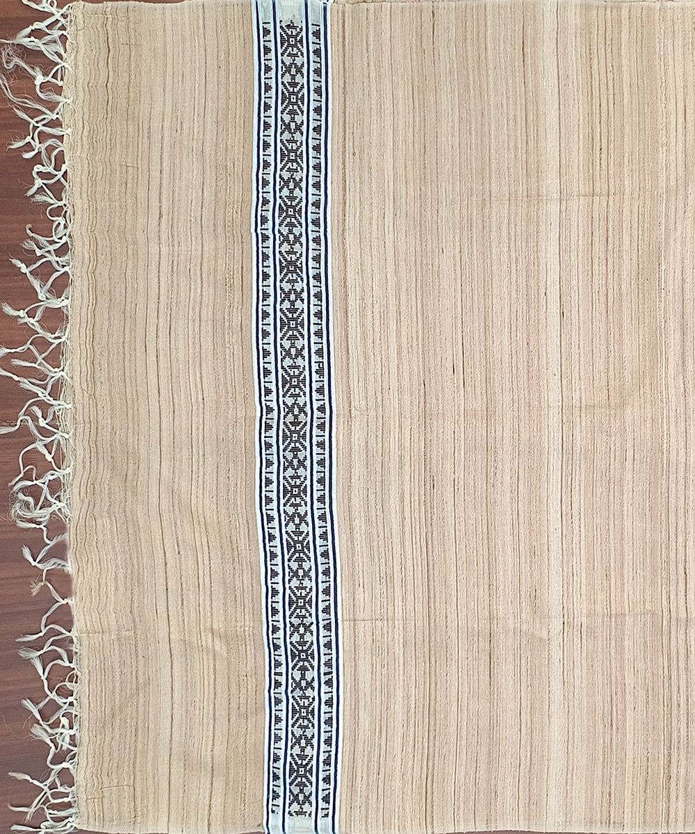 Beige_Handloom_Pure_Kosa_Silk_Dupatta_With_Geometrical_On_Palla_WeaverStory_02