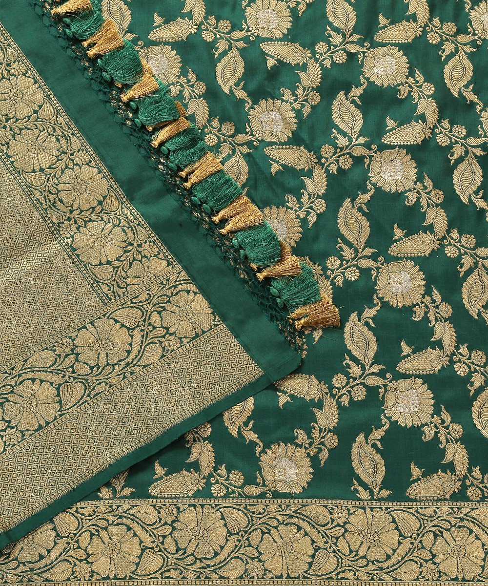 Dark_Green_Handloom_Pure_Katan_Silk_Kadhwa_Jangla_Banarasi_Dupatta_WeaverStory_05