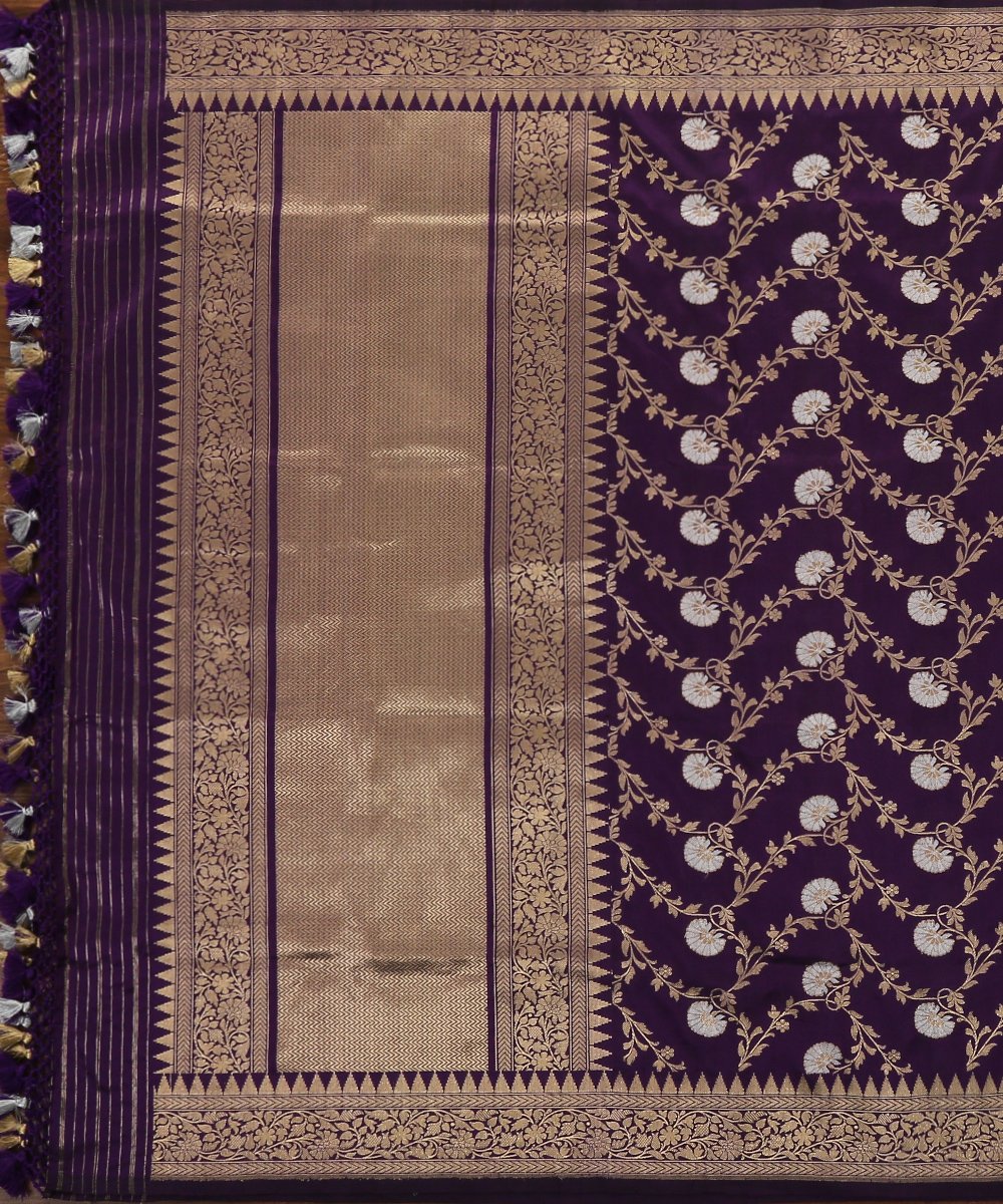 Dark_Purple_Handloom_Kadhwa_Jangla_Pure_Katan_Silk_Banarasi_Dupatta_with_Sona_Rupa_Zari_WeaverStory_02
