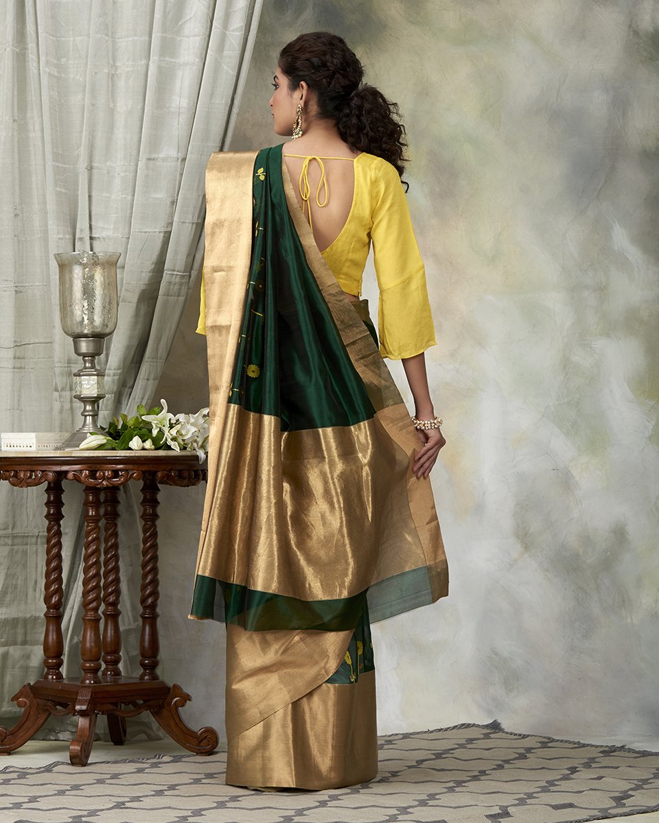 Emerald_Green_Zari_Border_Handloom_Chanderi_Silk_Saree_with_Floral_Motifs_WeaverStory_03