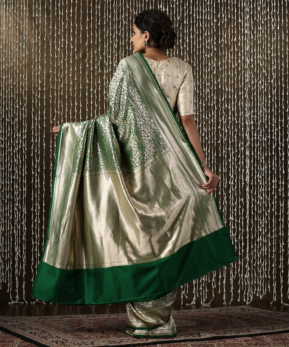 Emerald_Green_Handloom_Pure_Katan_Silk_Kimkhab_Banarasi_Saree_WeaverStory_03