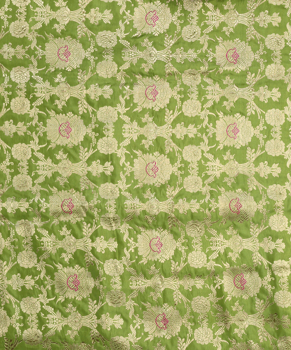 Handloom_Parrot_Green_Pure_Katan_Silk_Banarasi_Fabric_With_Odhna_Jaal_WeaverStory_02