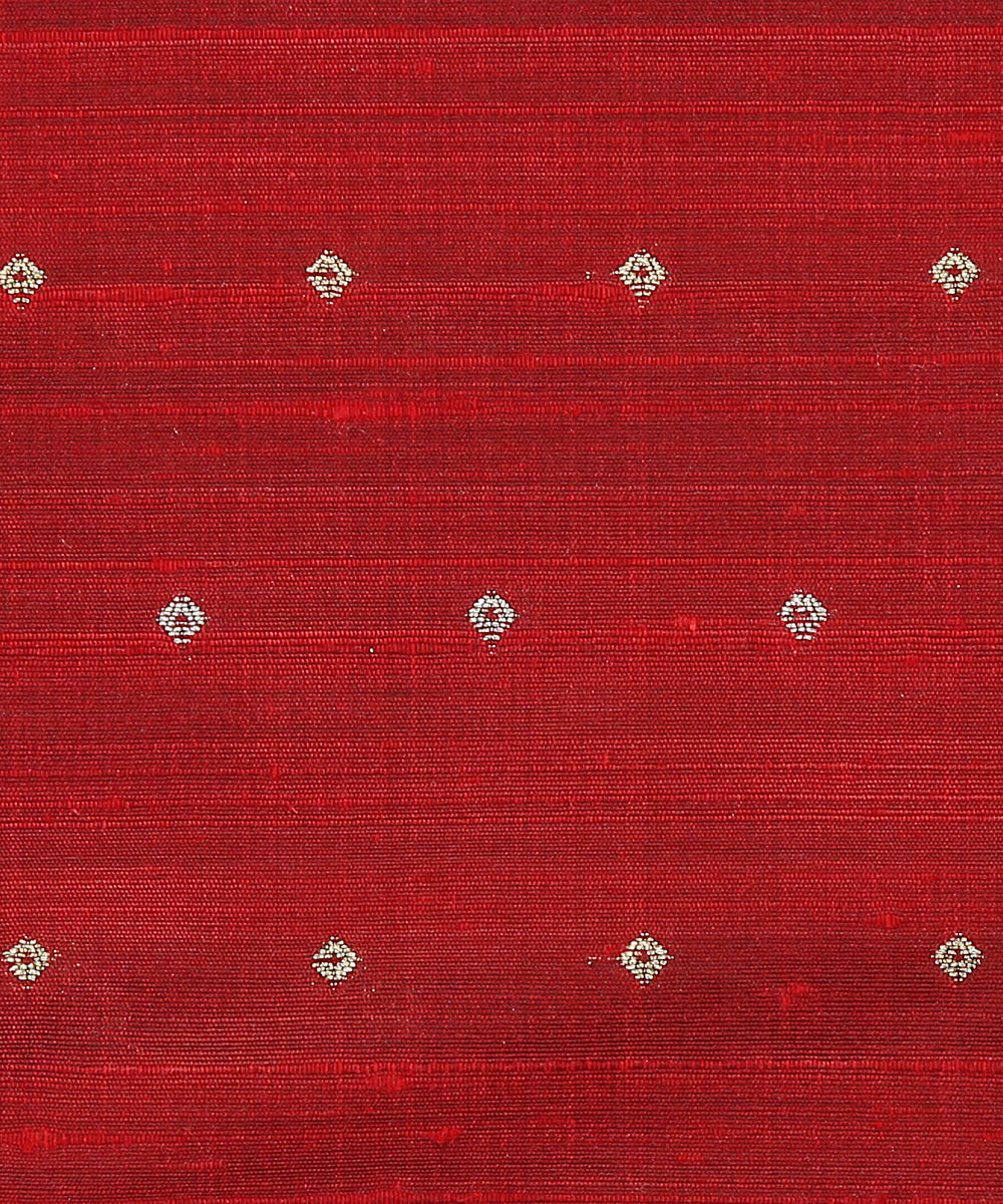 Handloom_Maroon_Pure_Tussar_Silk_Banarasi_Fabric_With_Booti_WeaverStory_03
