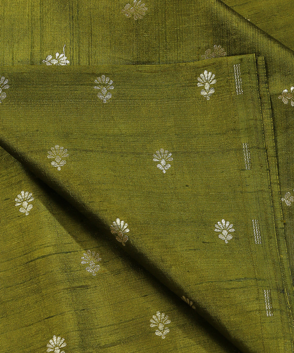 Henna_Green_Handloom_Pure_Tussar_Silk_Banarasi_Fabric_With_Sona_Rupa_Zari_Booti_WeaverStory_04
