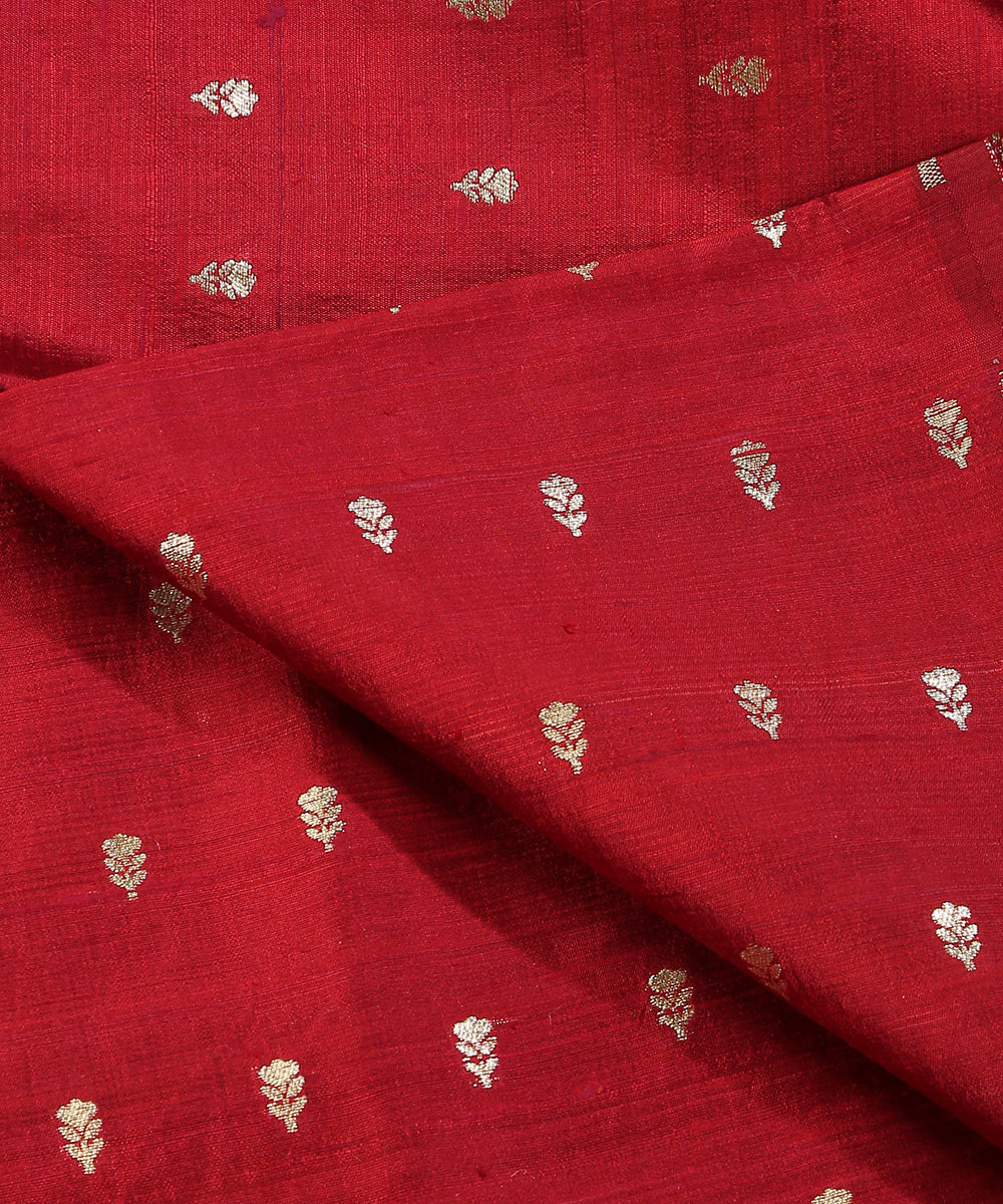 Handloom_Dark_Maroon_Pure_Tussar_Silk_Banarasi_Fabric_With_Sona_Rupa_Cutwork_Zari_Booti_WeaverStory_04