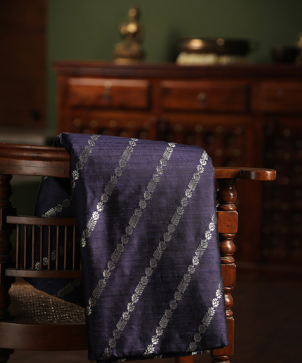 Handloom_Dark_Navy_Blue_Pure_Tussar_Silk_Banarasi_Fabric_With_Cutwork_Zari_Work_WeaverStory_01
