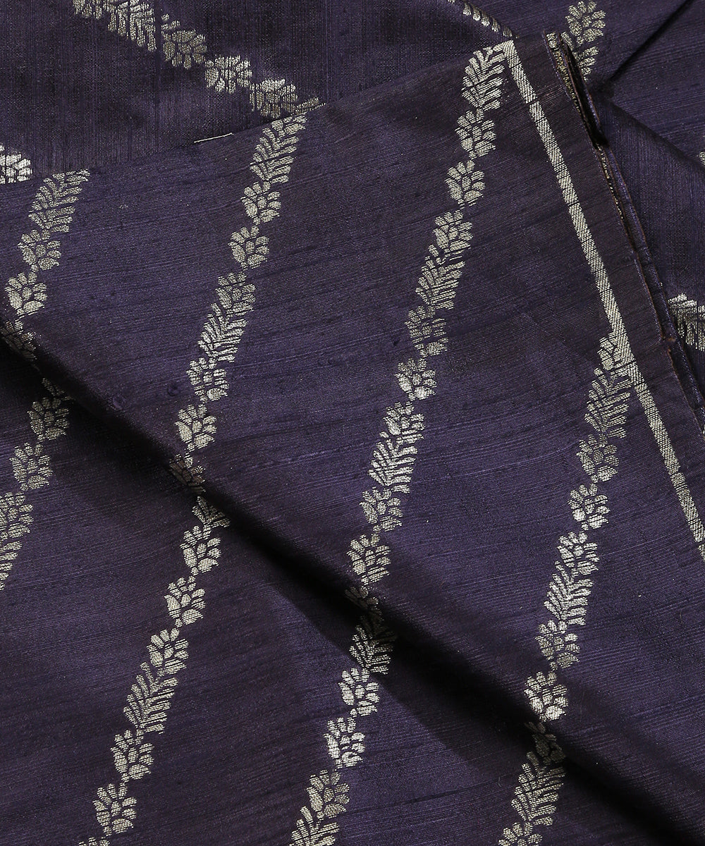Handloom_Dark_Navy_Blue_Pure_Tussar_Silk_Banarasi_Fabric_With_Cutwork_Zari_Work_WeaverStory_04