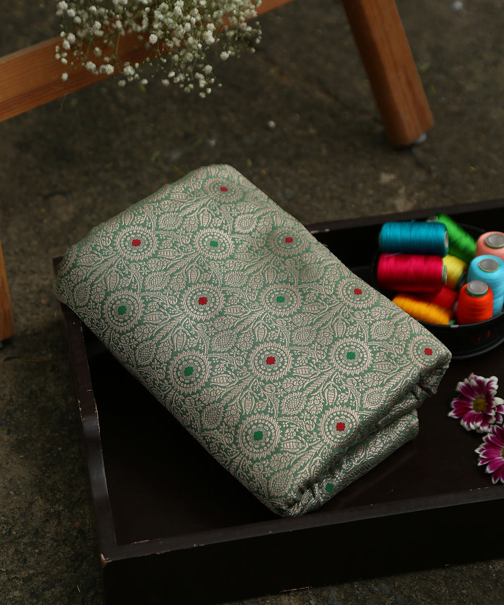 Sage_Green_Handloom_Pure_Katan_Silk_Kimkhab_Banarasi_Fabric_With_Antique_Zari_And_Mughal_Motifs_WeaverStory_01