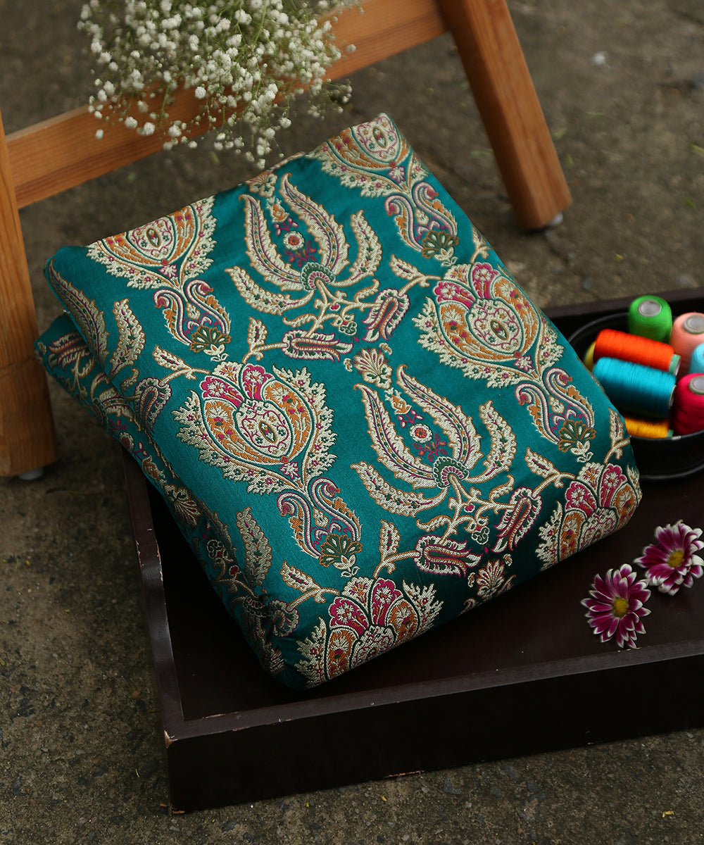 Handloom_Sea_Green_Pure_Katan_Silk_Kimkhab_Banarasi_Fabric_With_Multicolor_Meenakari_WeaverStory_01