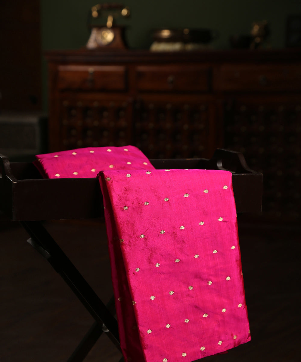 Handloom_Hot_Pink_Pure_Katan_Silk_Banarasi_Fabric_With_Cutwork_Booti_WeaverStory_01