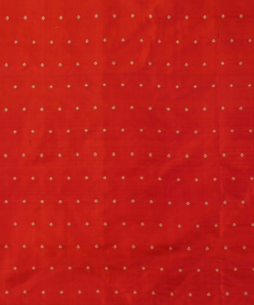 Handloom_Red_Double_Shade_Pure_Katan_Silk_Banarasi_Fabric_With_Cutwork_Booti_WeaverStory_02