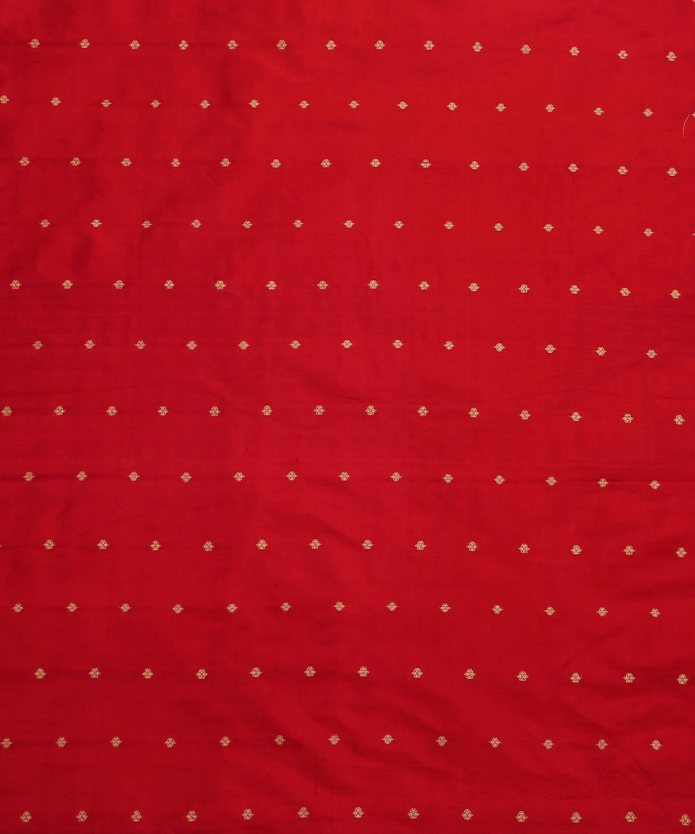 Handloom_Red_And_Rani_Pink_Double_Shade_Pure_Katan_Silk_Cutwork_Banarasi_Fabric_WeaverStory_03