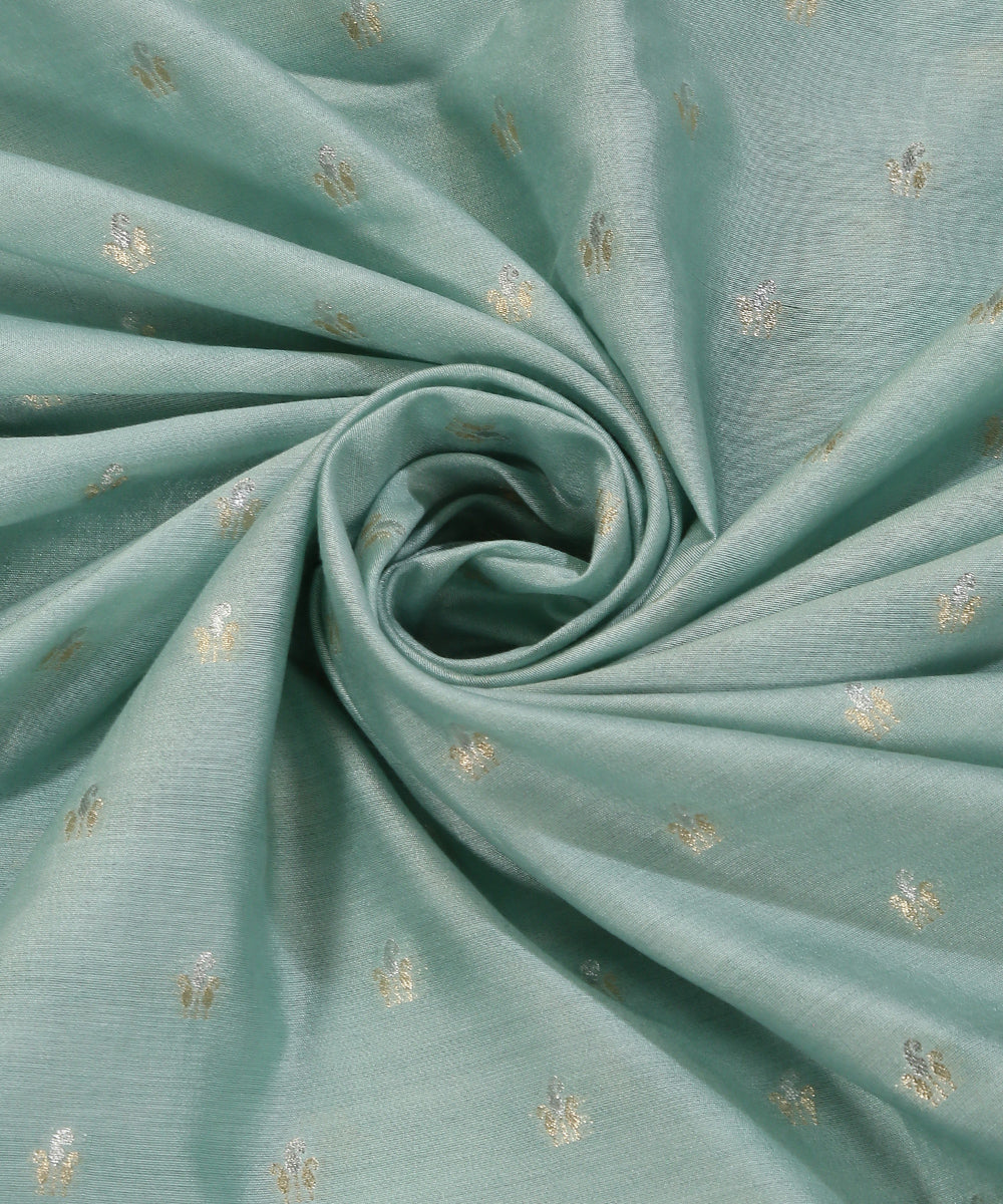 Handloom_Pastel_Pistachio_Green_Pure_Moonga_Silk_Banarasi_Fabric_With_Cutwork_Sona_Rupa_Booti_WeaverStory_05