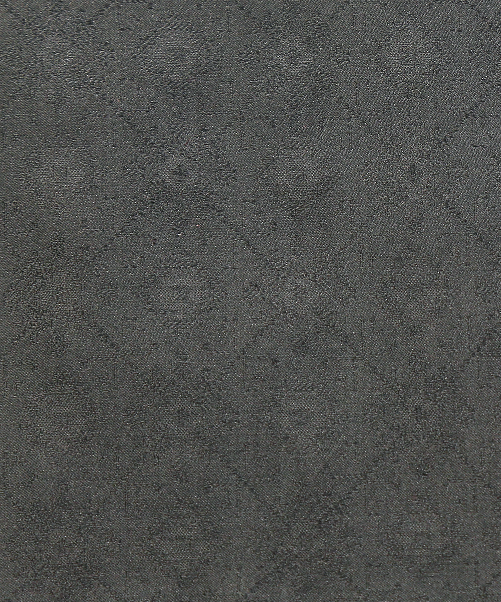 Black_Handloom_Pure_Satin_Silk_Tanchoi_Banarasi_Fabric_With_Diamond_Design_WeaverStory_03