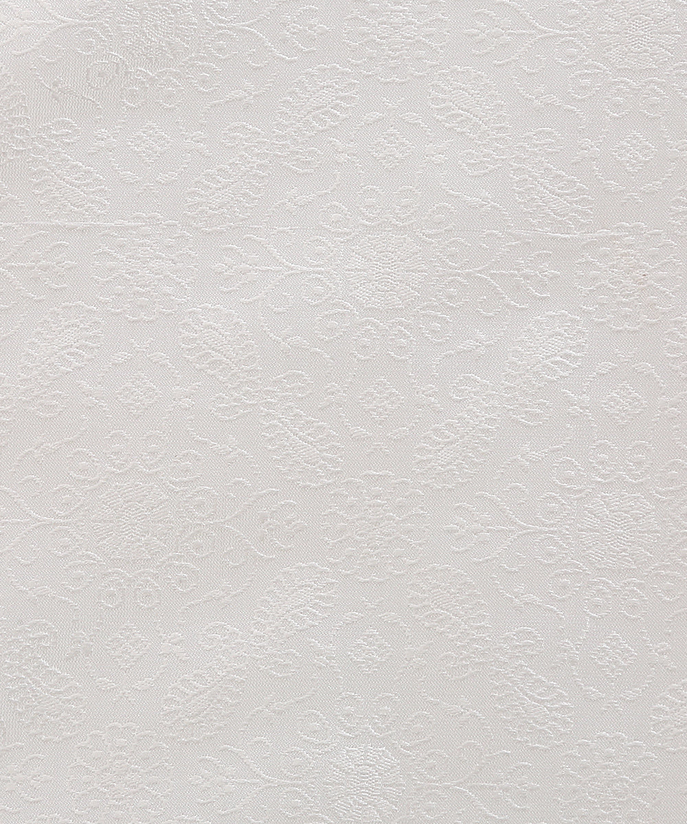 White_Handloom_Pure_Katan_Silk_Banarasi_Fabric_With_Resham_Work_WeaverStory_03