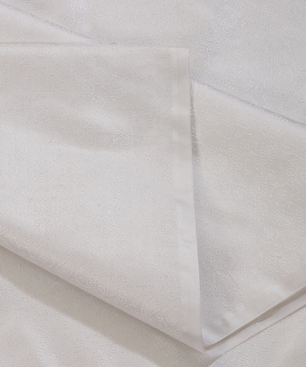 White_Handloom_Pure_Katan_Silk_Banarasi_Fabric_With_Resham_Work_WeaverStory_04