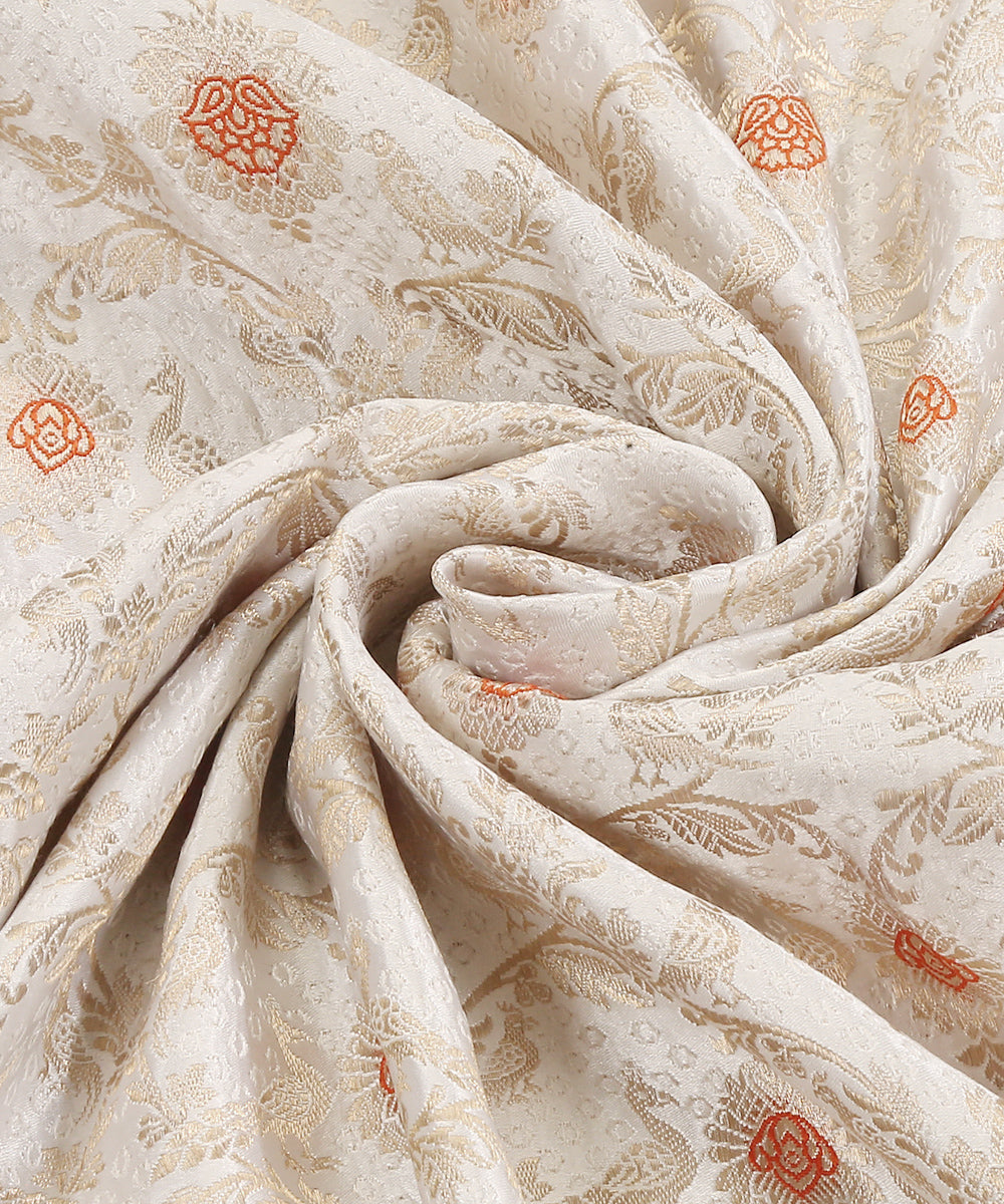 White_Handloom_Gajji_Silk_Dyeable_Banarasi_Fabric_With_Peacocks_WeaverStory_05