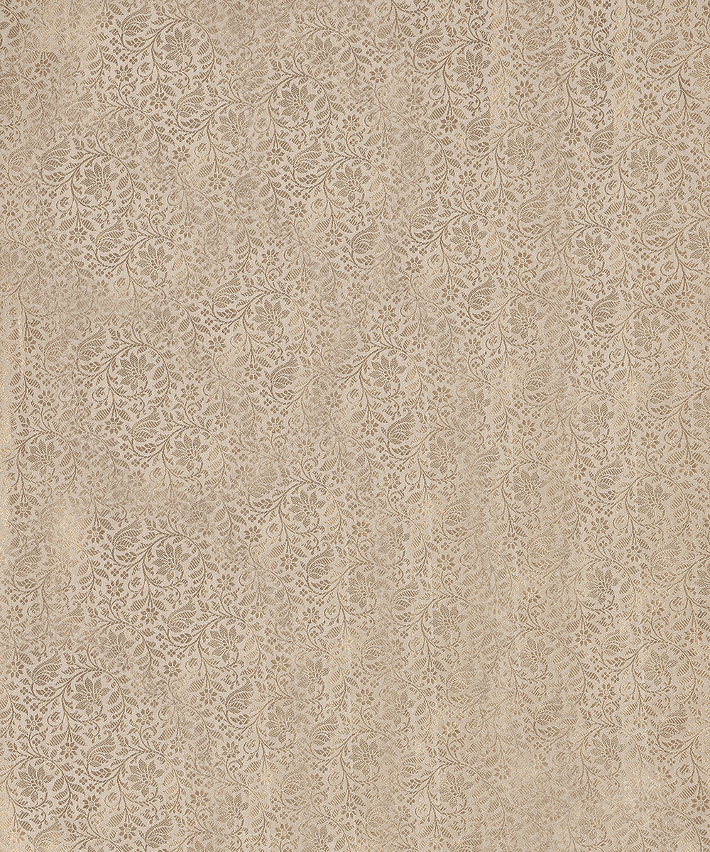 Handloom_Offwhite_Pure_Katan_Silk_Kimkhab_Banarasi_Fabric_With_Zari_Jaal_WeaverStory_02