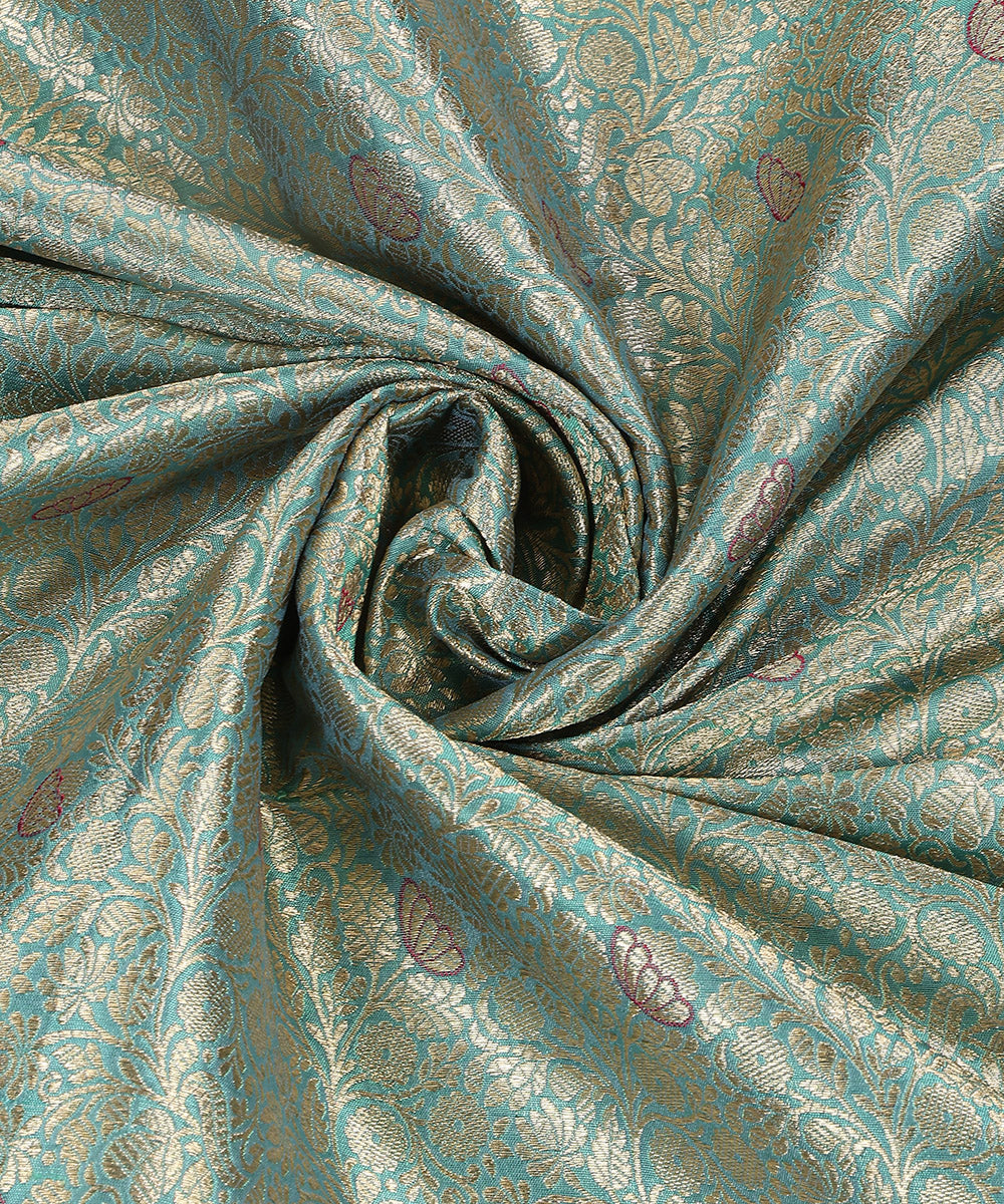 Green_Handloom_Pure_Katan_Silk_Kimkhab_Banarasi_Fabric_With_Wine_Meenakari_In_Flowers_WeaverStory_05