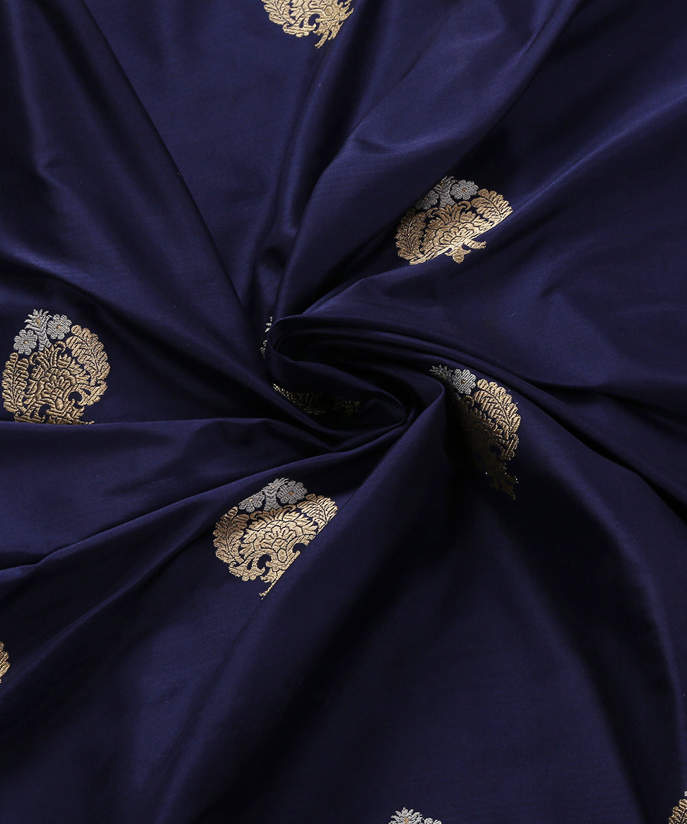 Purple_Handloom_Pure_Katan_Silk_Kadhwa_Booti_Banarasi_Fabric_WeaverStory_05