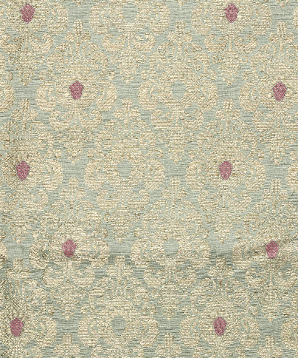 Handloom_Powder_Blue_Pure_Katan_Silk_Kadhwa_Banarasi_Floral_Brocade_Fabric_With_Pink_Meenakari_Design_WeaverStory_03