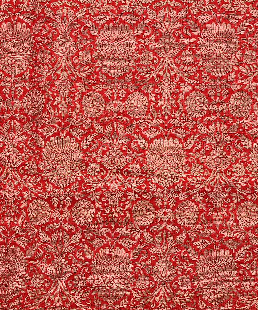 Red_Handloom_Kadhwa_Jangla_Maheen_Brocade_Kimkhab_Banarasi_Fabric_WeaverStory_03