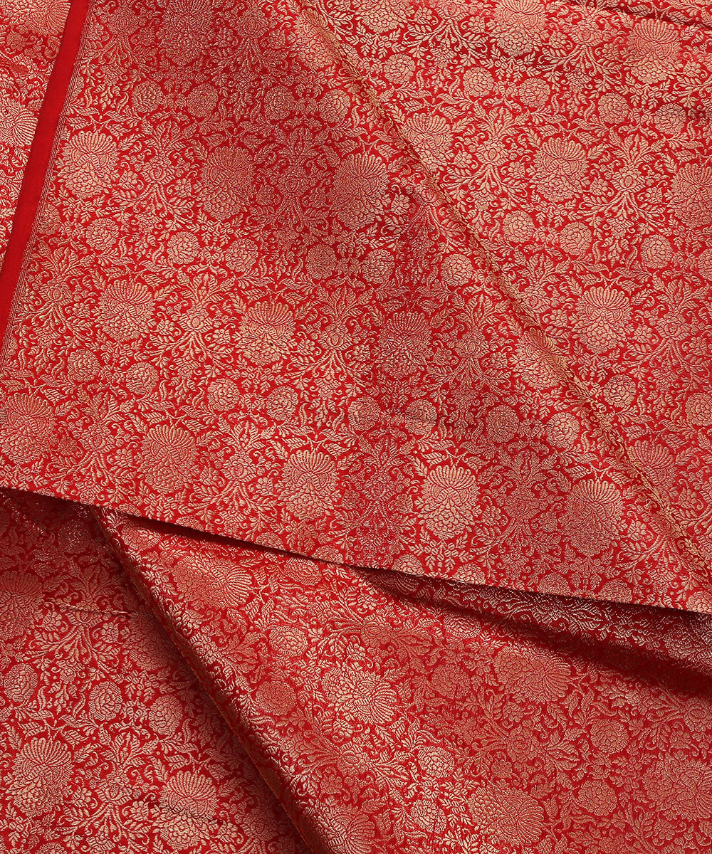 Red_Handloom_Kadhwa_Jangla_Maheen_Brocade_Kimkhab_Banarasi_Fabric_WeaverStory_04