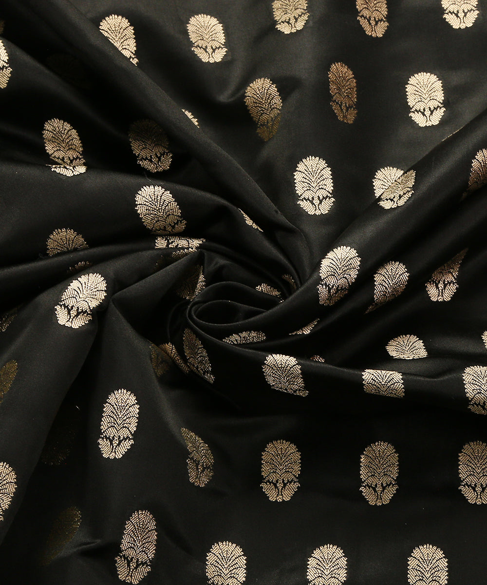 Black_Handloom_Satin_Silk_Banarasi_Fabric_with_Booti_Design_WeaverStory_05