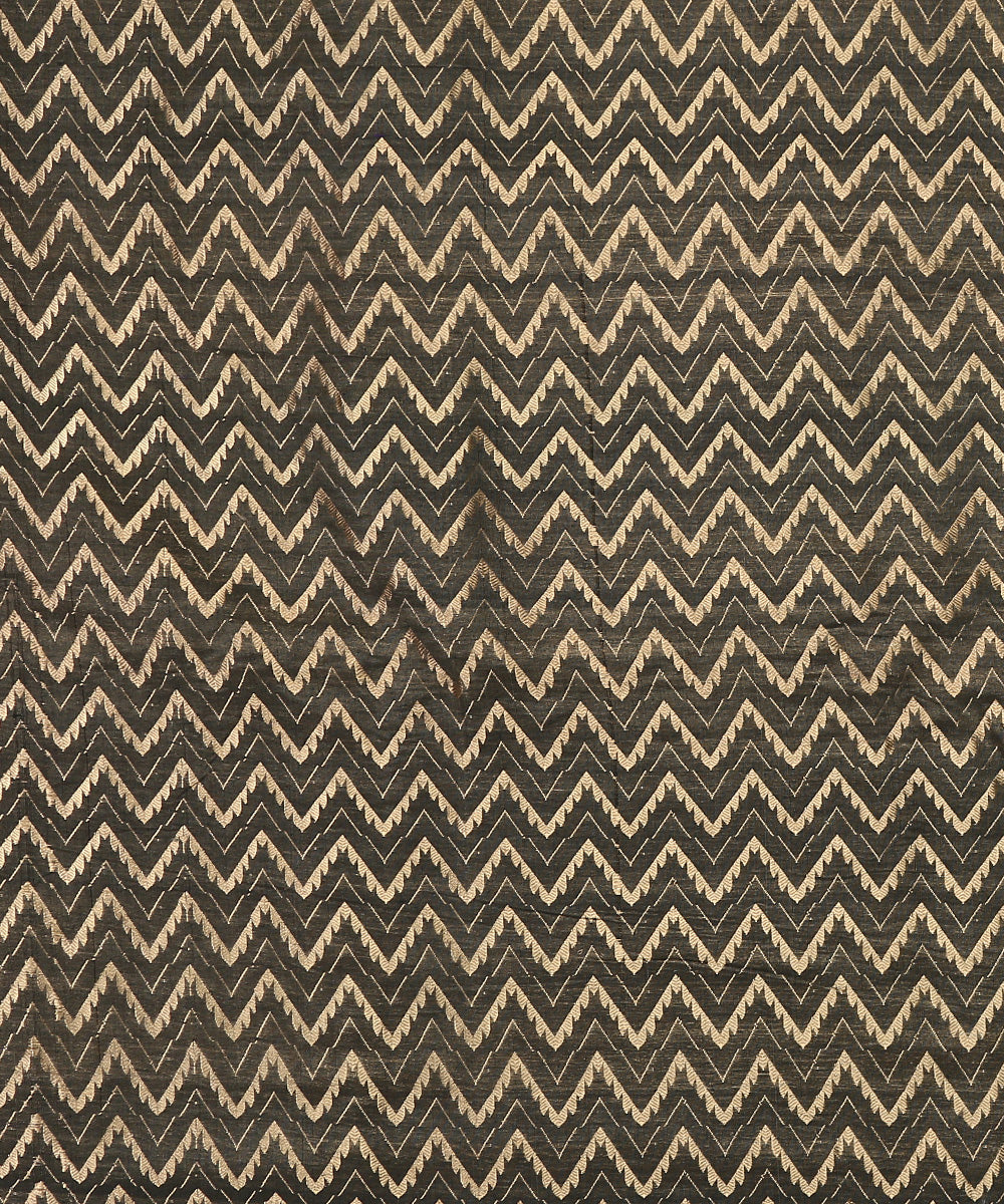 Olive_Handloom_Cotton_Silk_Brocade_Banarasi_Fabric_With_Zigzag_Zari_Jaal_WeaverStory_03