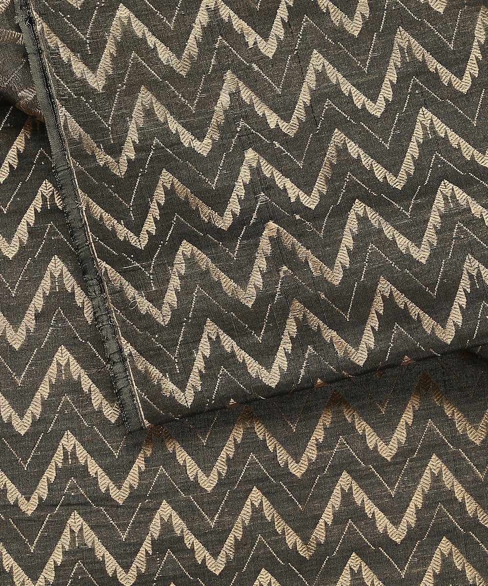 Olive_Handloom_Cotton_Silk_Brocade_Banarasi_Fabric_With_Zigzag_Zari_Jaal_WeaverStory_04