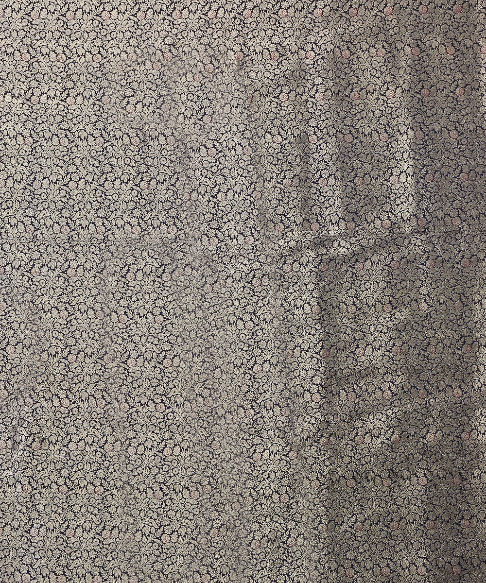 Handloom_Navy_Blue_Kimkhab_Pure_Katan_Silk_Banarasi_Fabric_With_Pink_Meenakari_WeaverStory_03