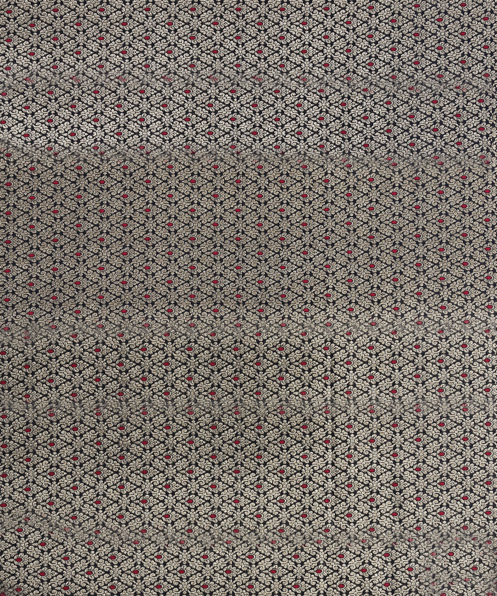 Handloom_Navy_Blue_Brocade_Pure_Katan_Silk_Banarasi_Saree_With_Pink_Meenakari_WeaverStory_03