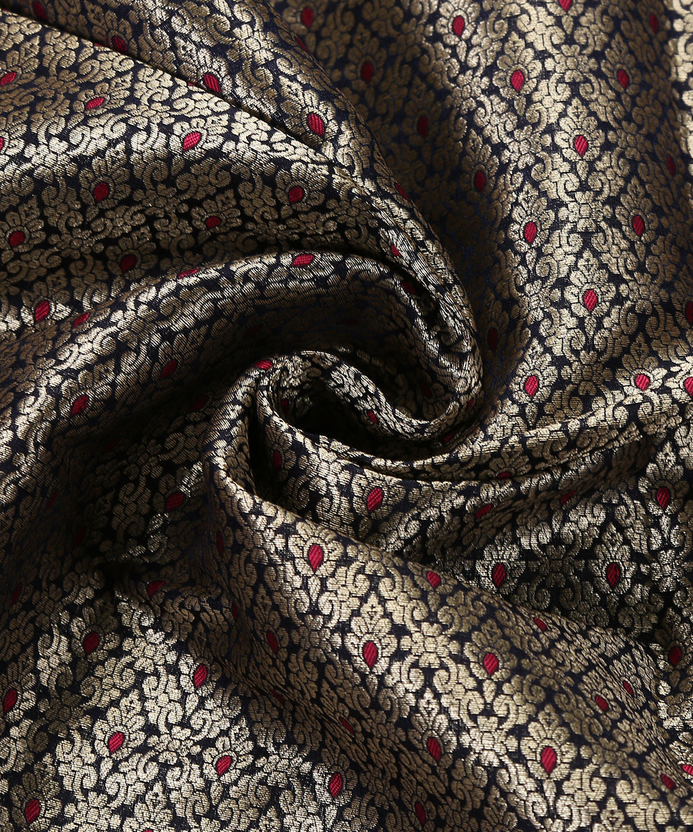 Handloom_Navy_Blue_Brocade_Pure_Katan_Silk_Banarasi_Saree_With_Pink_Meenakari_WeaverStory_05